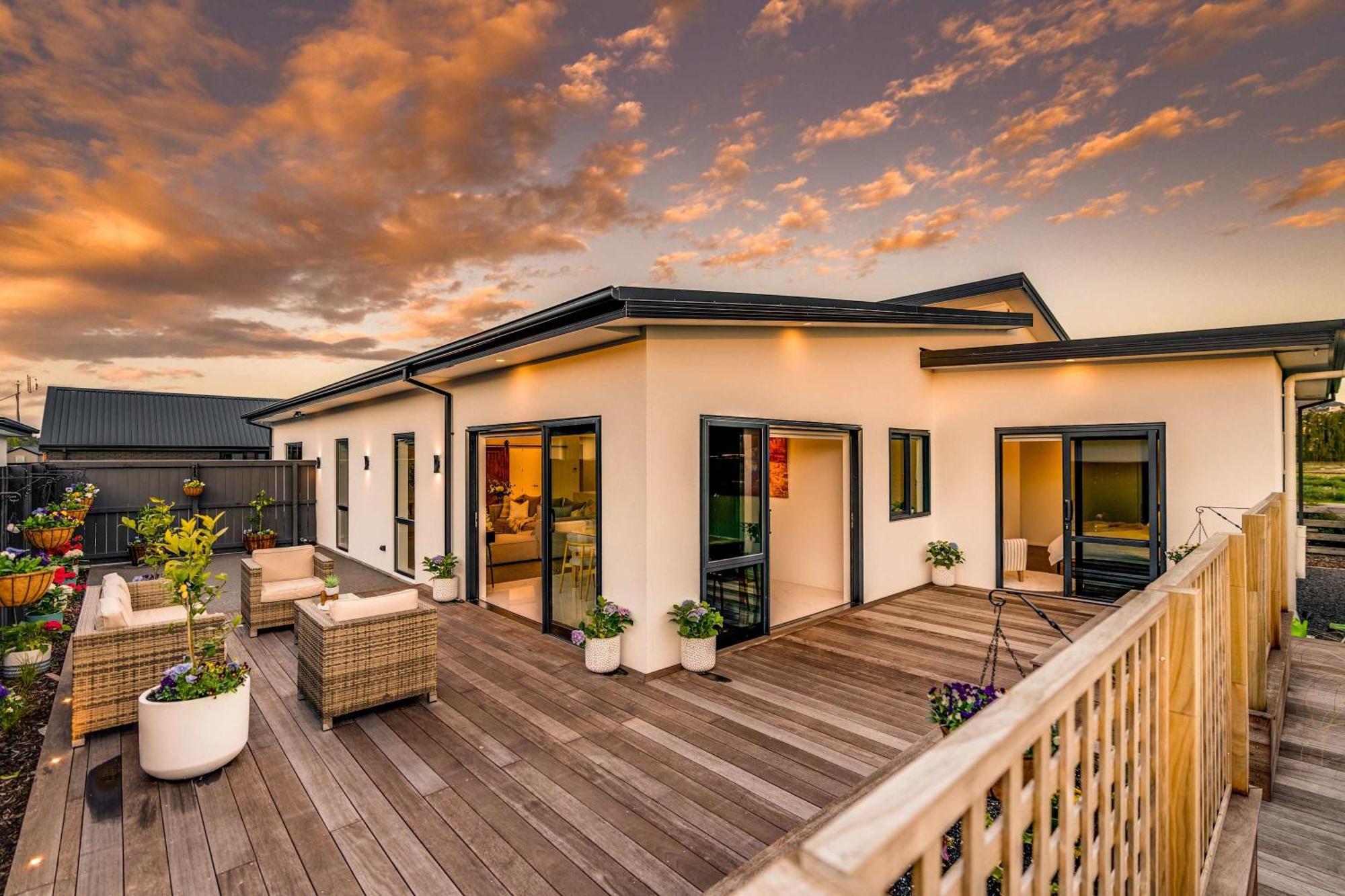 Holiday home 5-bed Luxury Living At It's Finest That Sleeps 10
